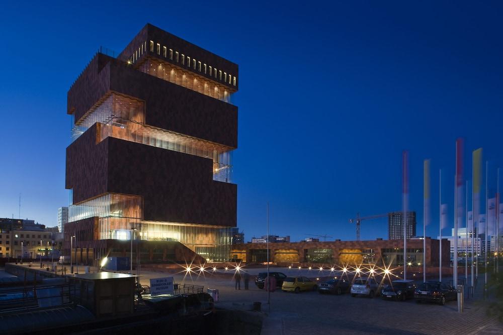 Hotel Docklands Antwerpen Exterior foto