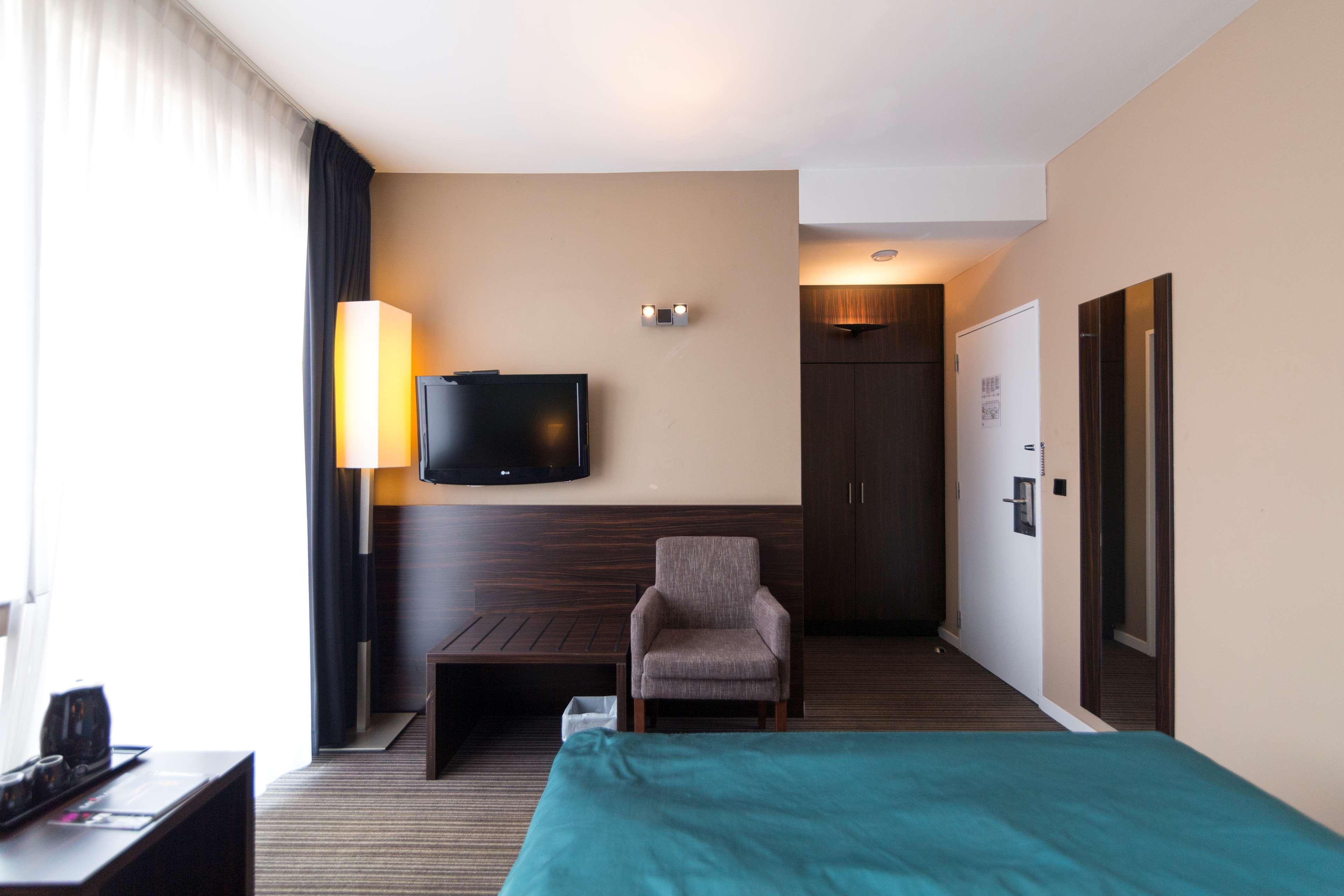 Hotel Docklands Antwerpen Exterior foto
