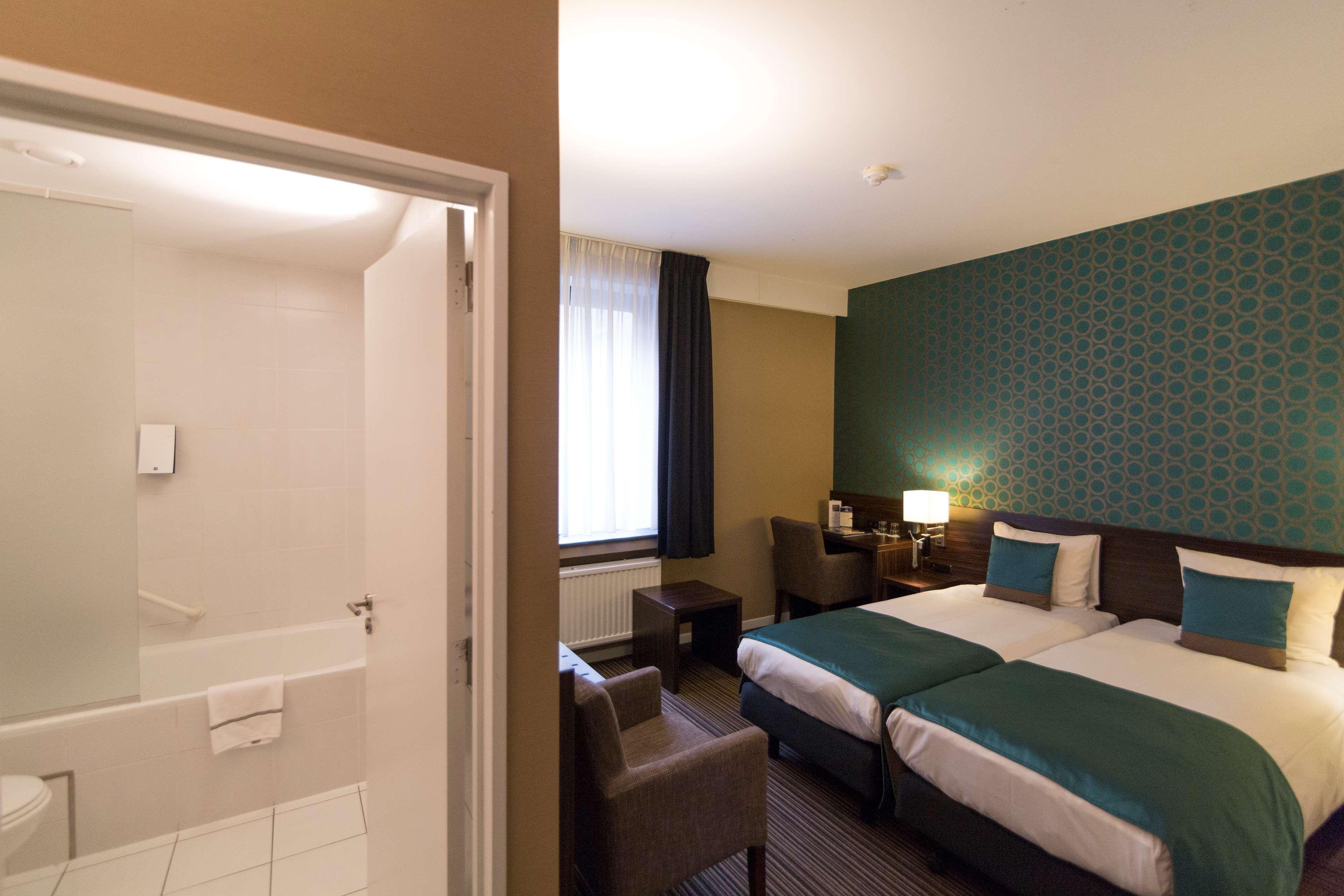 Hotel Docklands Antwerpen Exterior foto